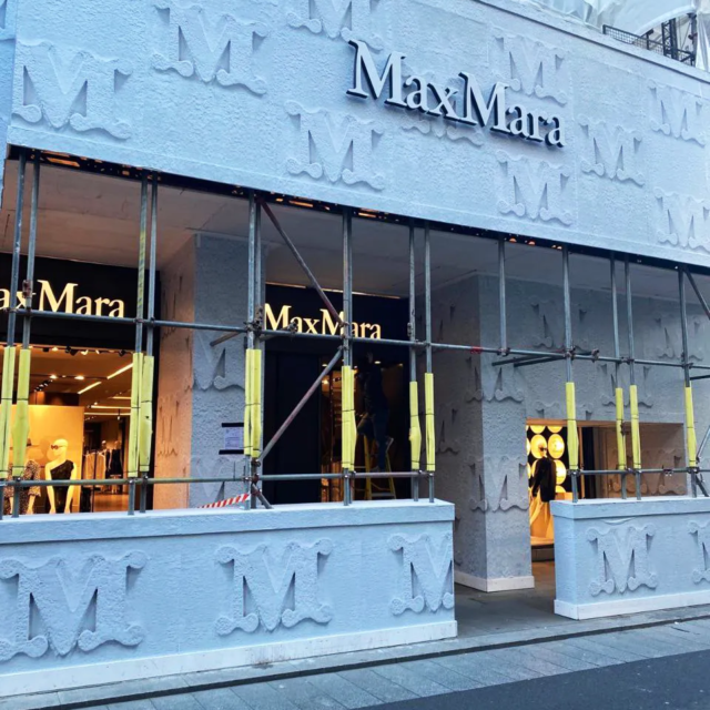 maxmara premium retail hoarding